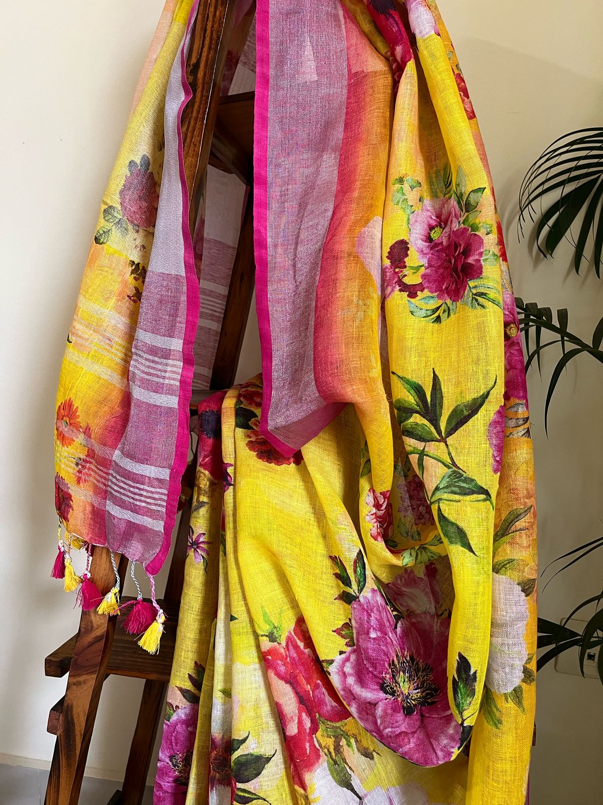 Pure Linen Woven Sarees - Yellow