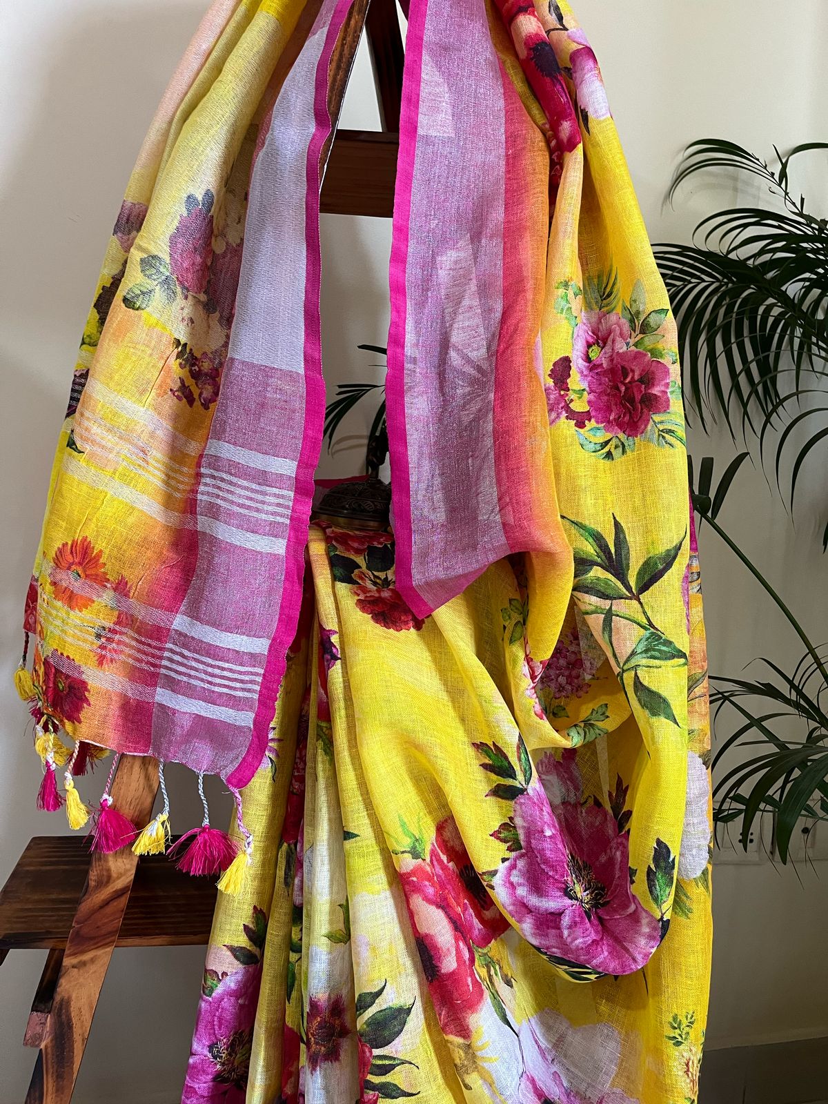 Pure Linen Woven Sarees - Yellow