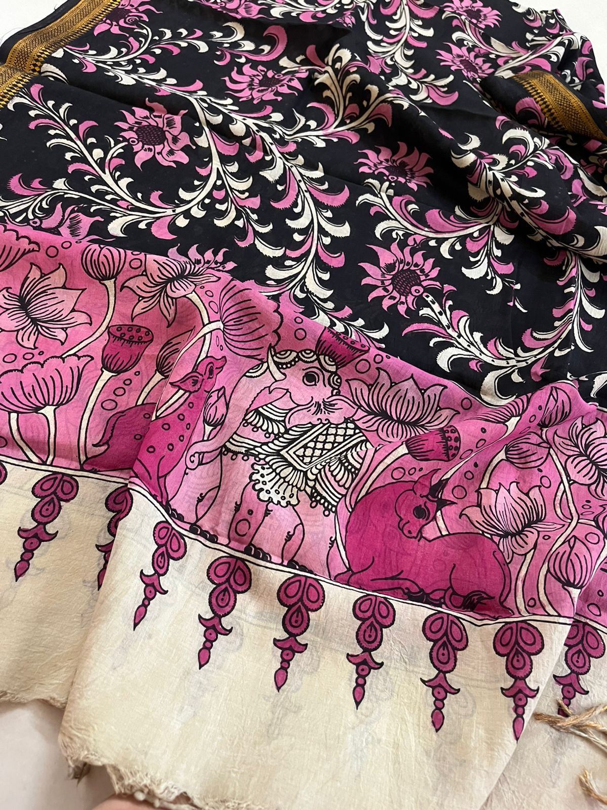 Pure Mangalgiri Cotton Kalamkari Handpainted Dupatta