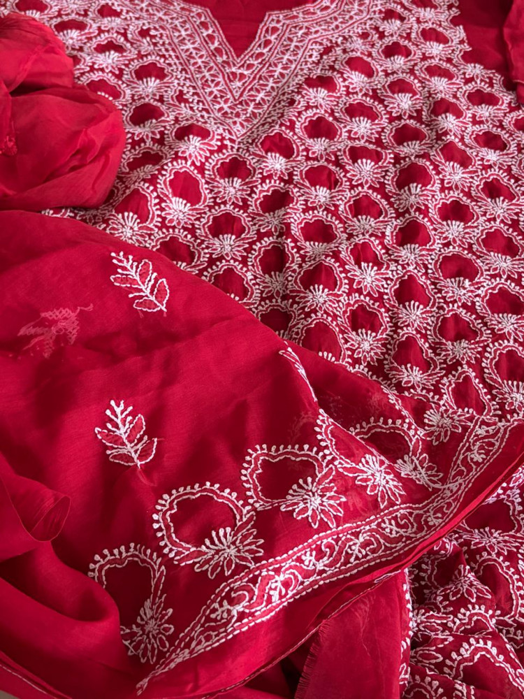 Image of Pure Mul Chikankari 3-Piece Suit – Red