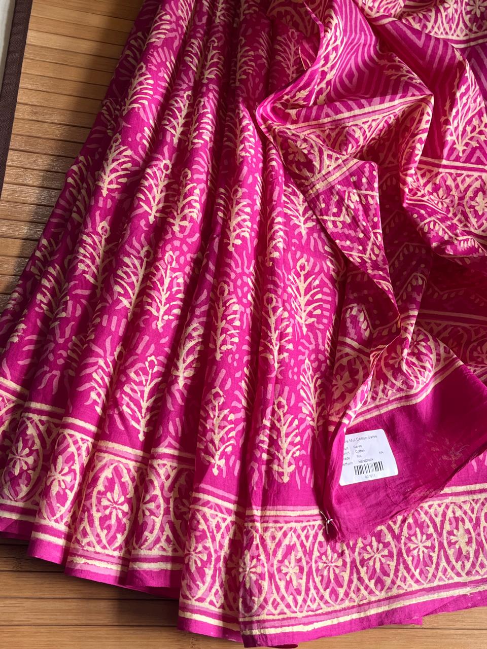 Pure Mul cotton Handblock Printed Saree with complimentary AJRAKH blouse - Pink