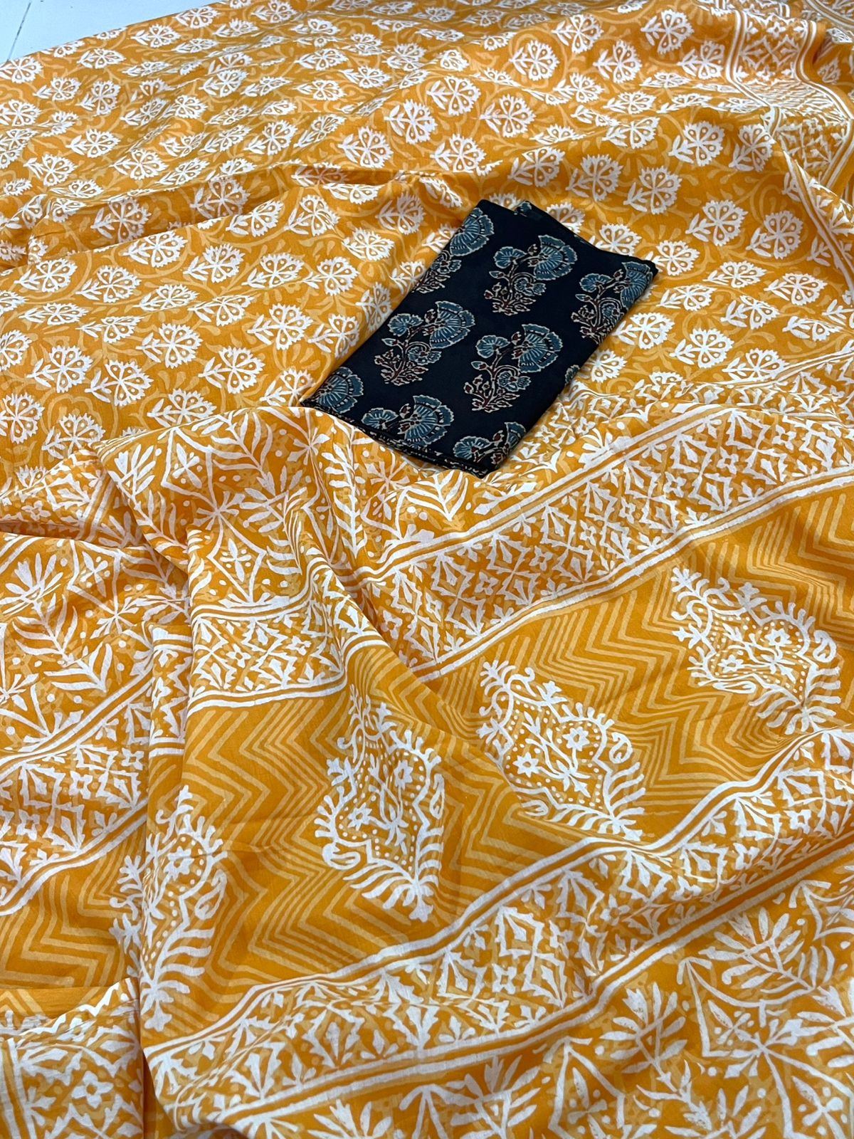 Pure Mul cotton Handblock Printed Saree with complimentary AJRAKH blouse - Orange
