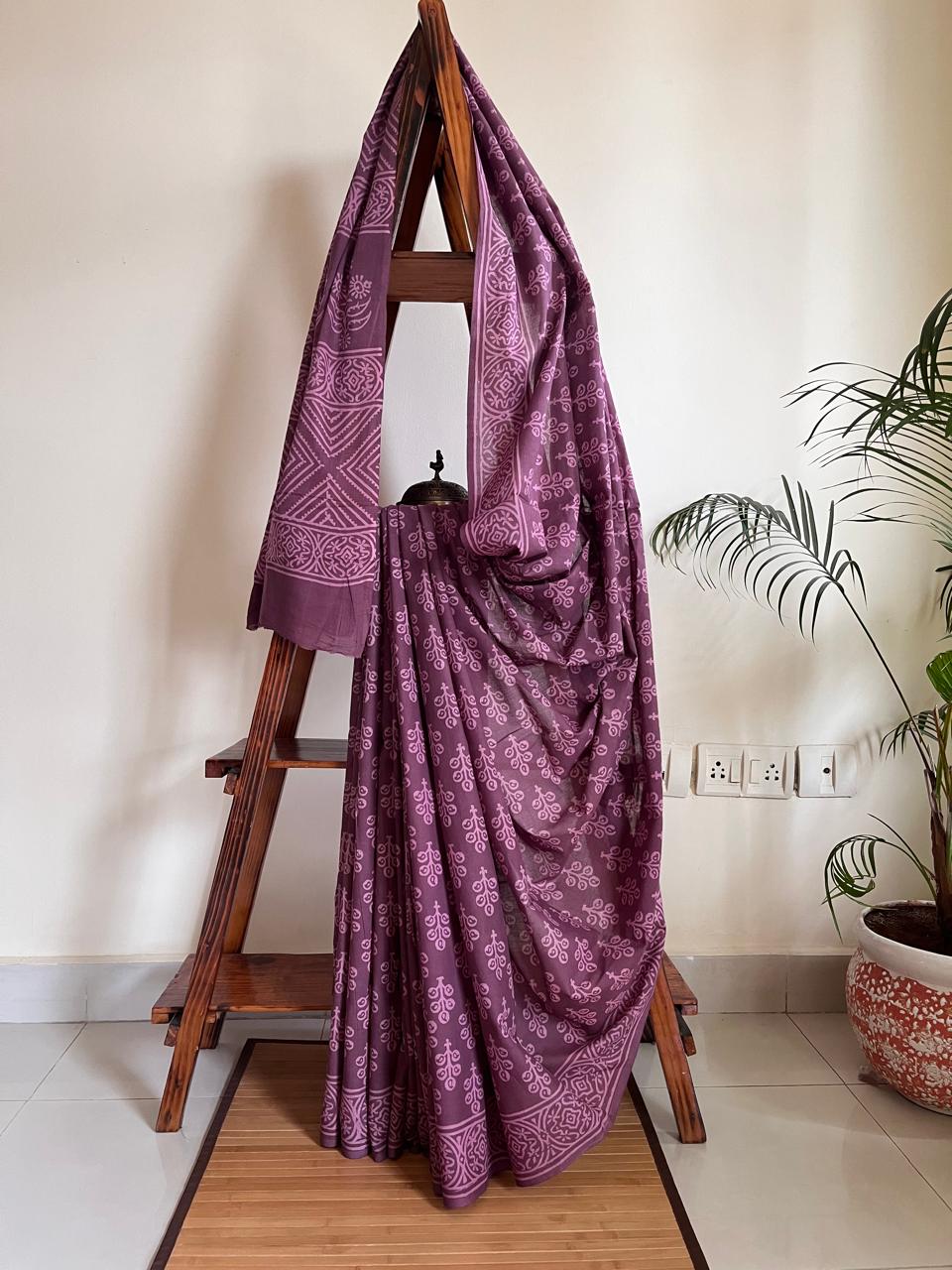 Pure Mul cotton Handblock Printed Saree with complimentary AJRAKH blouse - Pinkish Brown