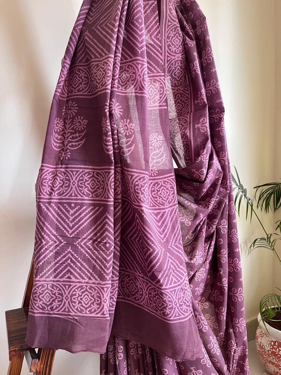 Pure Mul cotton Handblock Printed Saree with complimentary AJRAKH blouse - Pinkish Brown