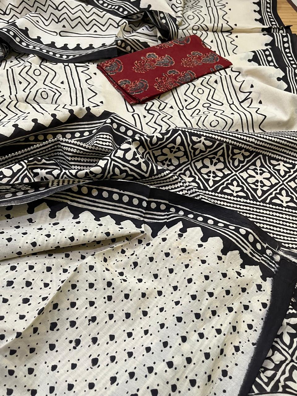 Pure Mul cotton sarees with handblock print - Off White with Black