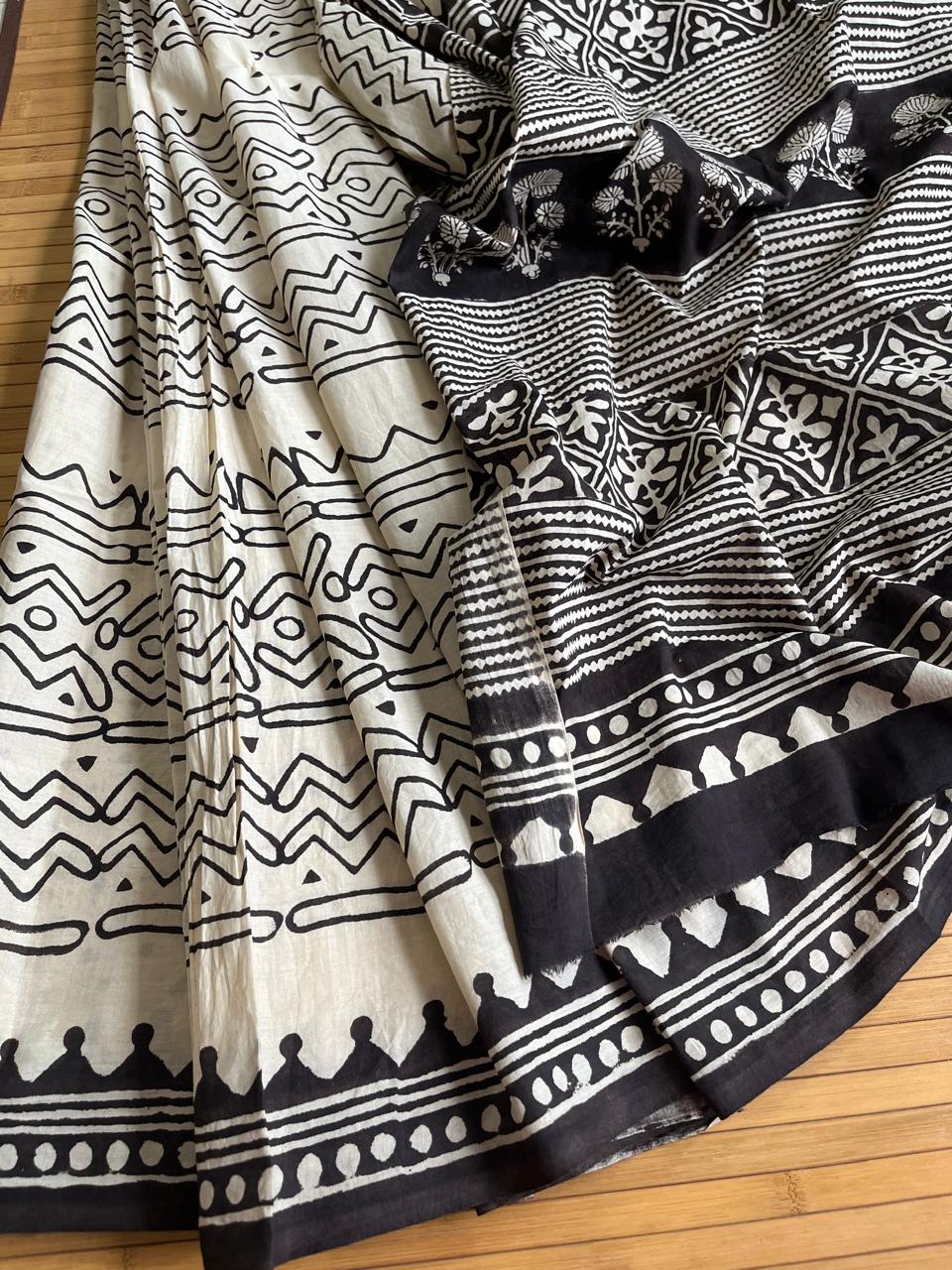 Pure Mul cotton sarees with handblock print - Off White with Black