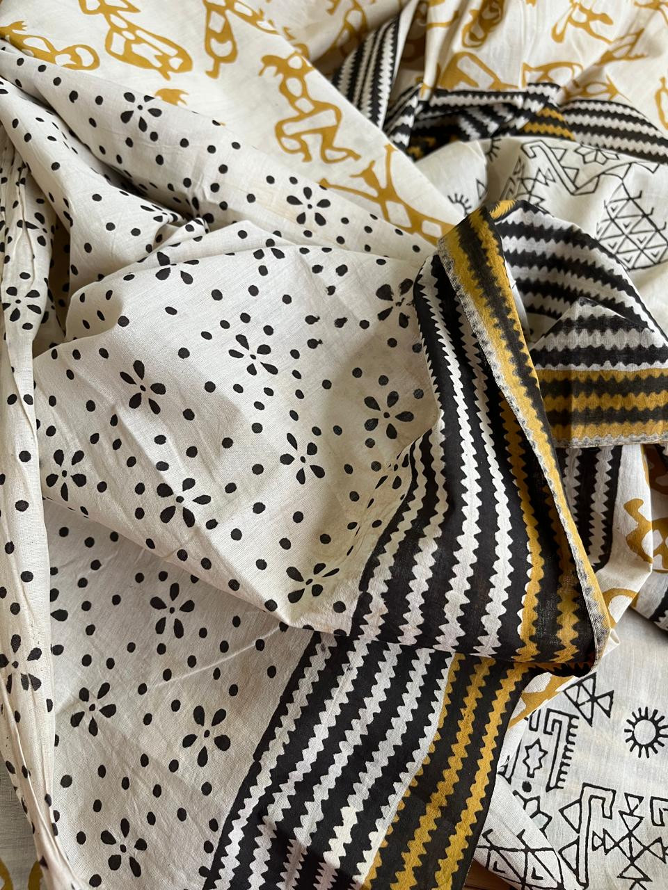 Pure Mul cotton sarees with handblock print - Off White with Mustard