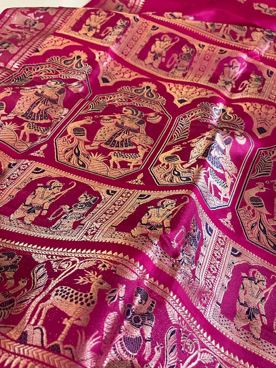 Exquisite Handwoven Pure Silk Swarnachari saree - Magenta