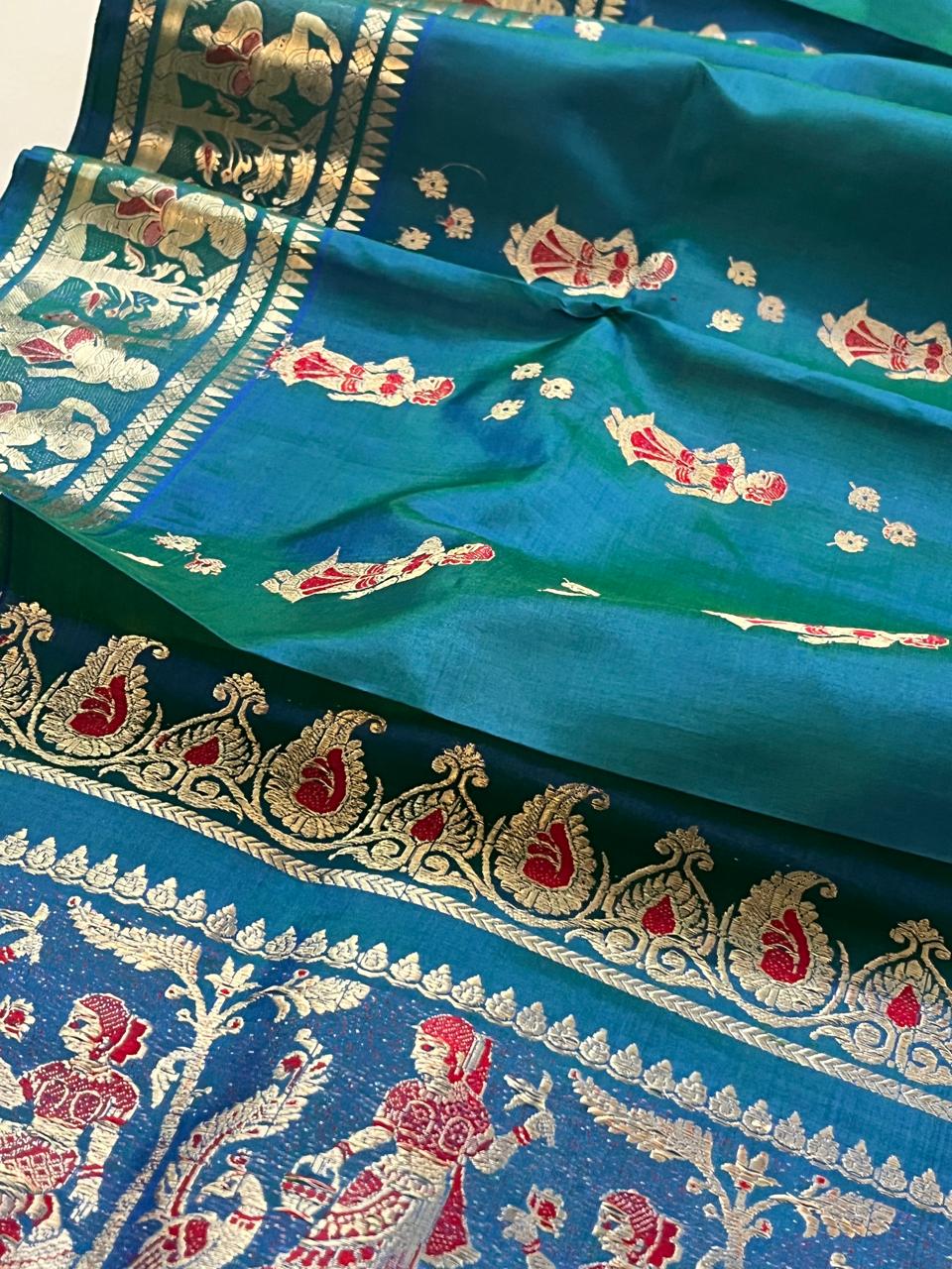 Exquisite Handwoven Pure Silk Swarnachari saree - Jade Green