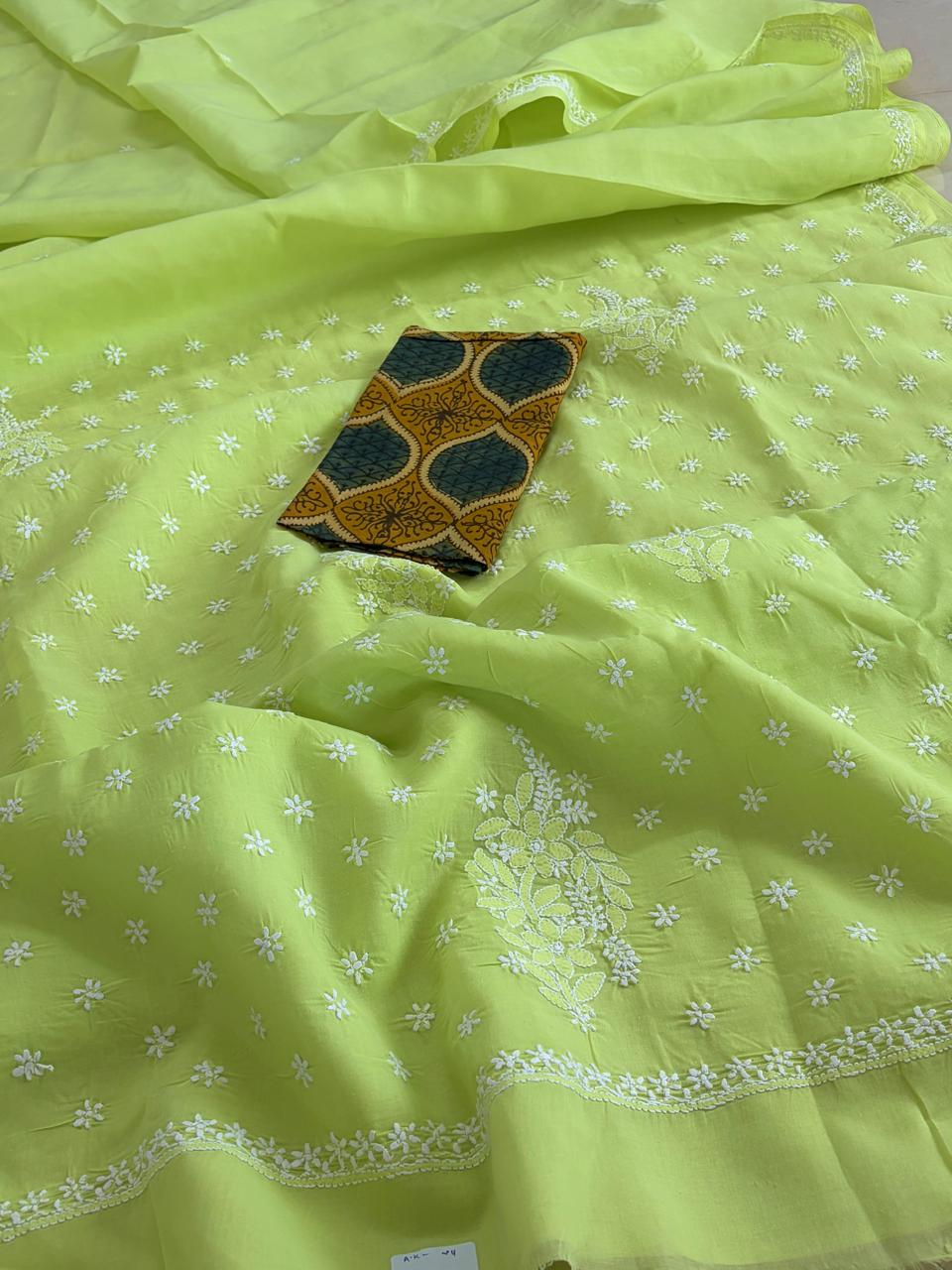Pure Soft Cotton Chikankari Handwork Saree from Lucknow - Green