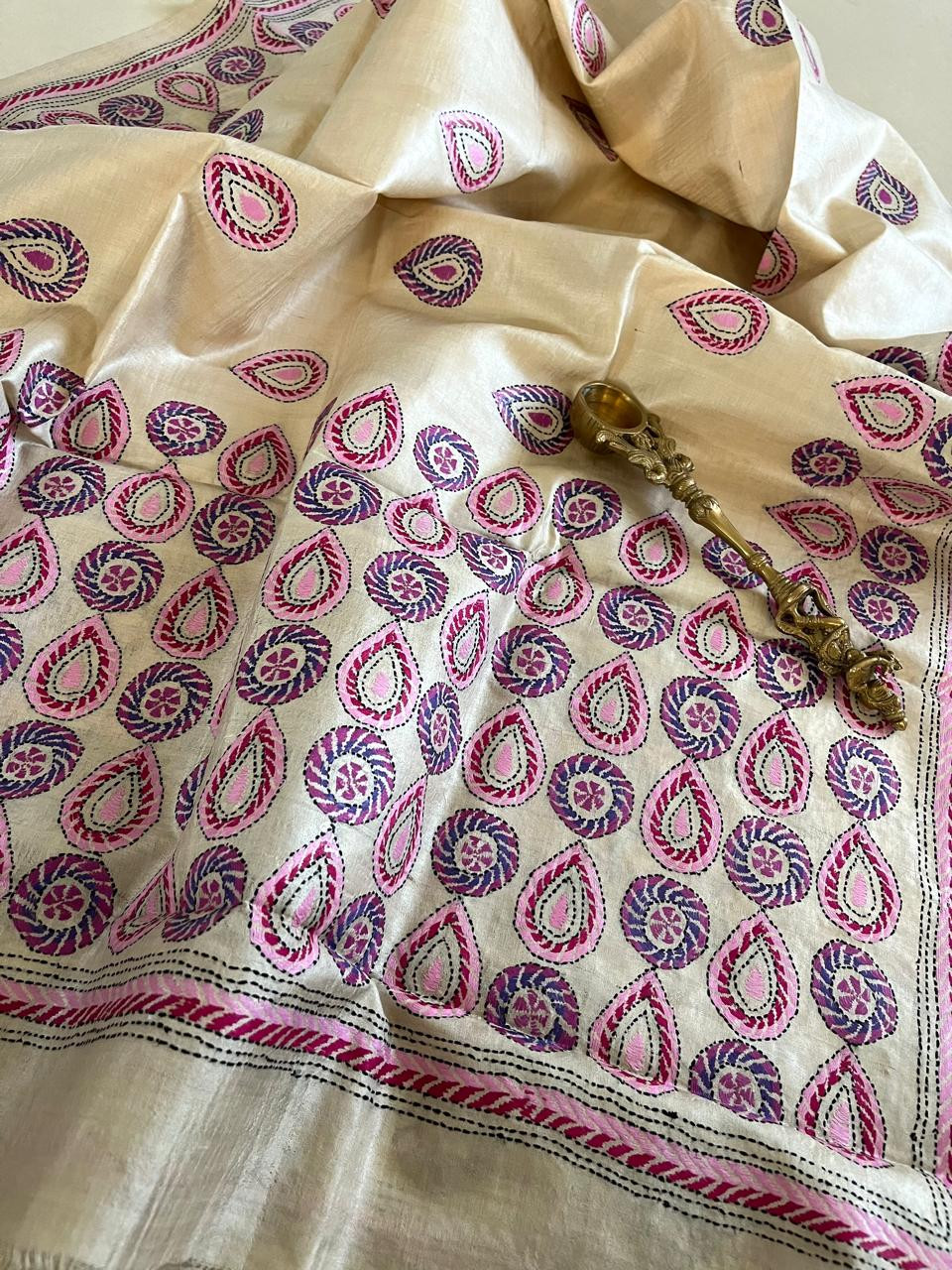 Pure Tussar Silk Handwoven Dupatta with intricate Hand Kantha Embroidery - Off White with Pink