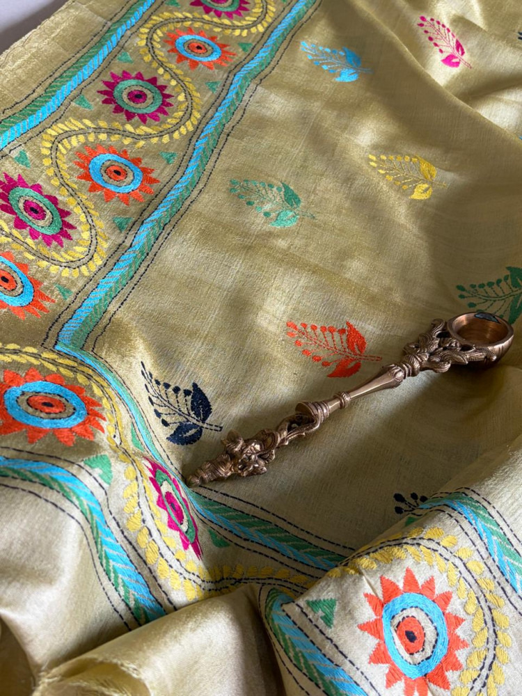 Image of Pure Tussar Silk Handwoven Dupatta with intricate hand kantha embroidery - Lime