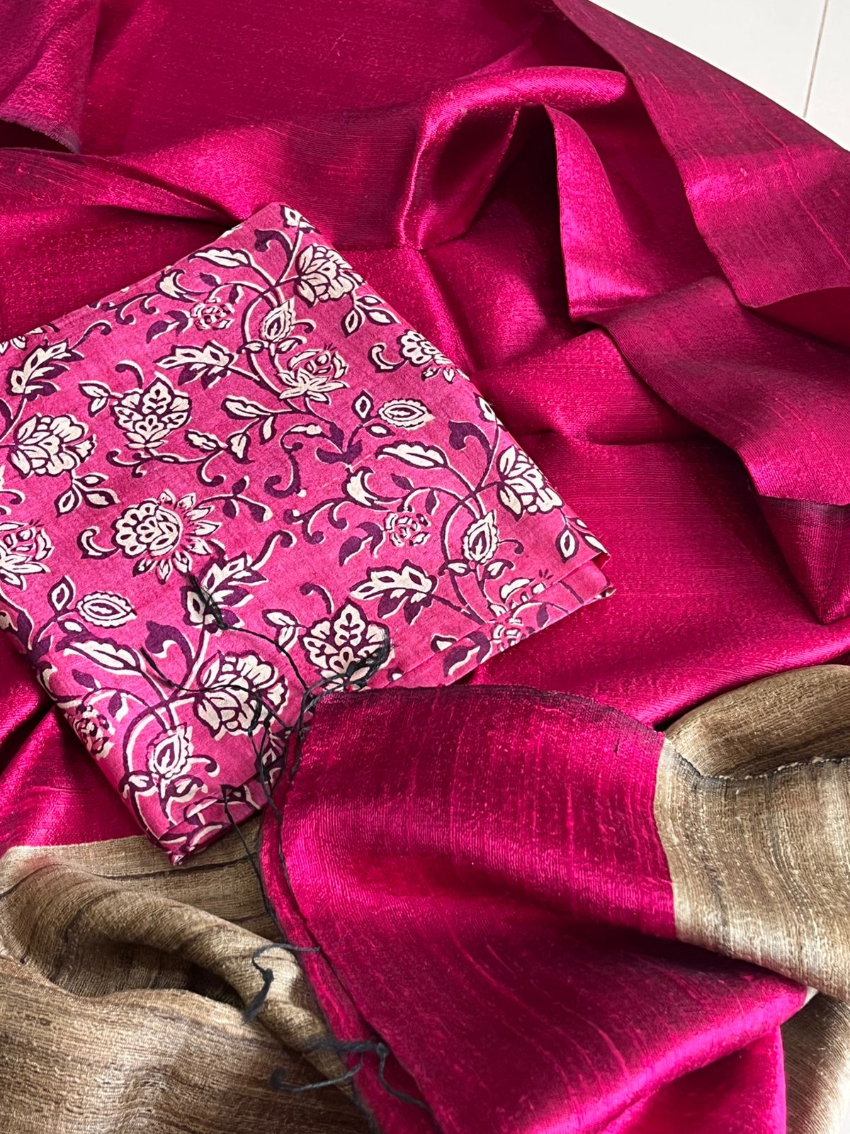 Pure Tussar Silk Printed Kurta paired with Raw Silk Dupatta - Pink Kurta