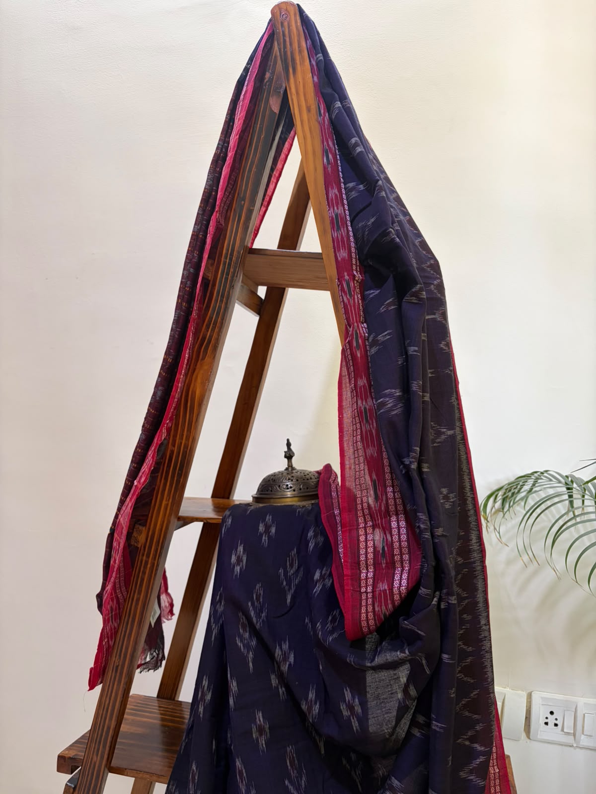 Sambhalpuri Multicolour Pure Cotton Handwoven Saree