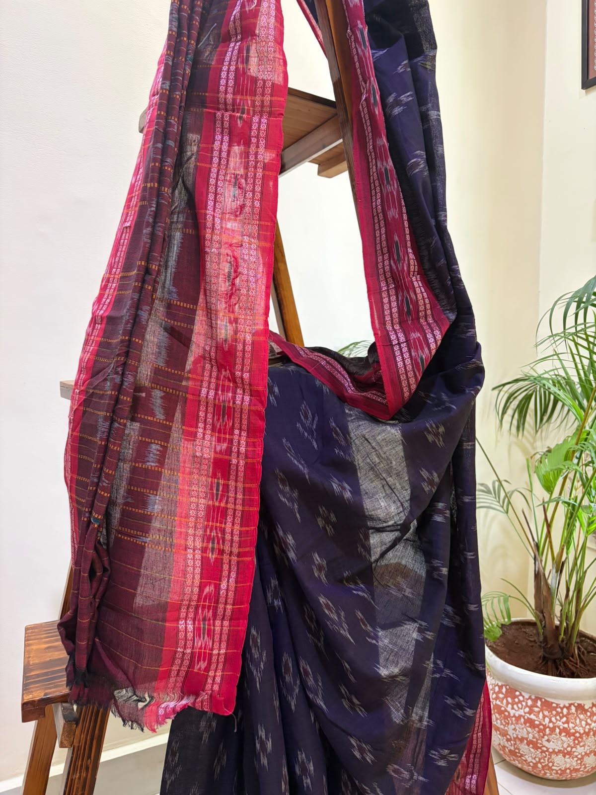 Sambhalpuri Multicolour Pure Cotton Handwoven Saree