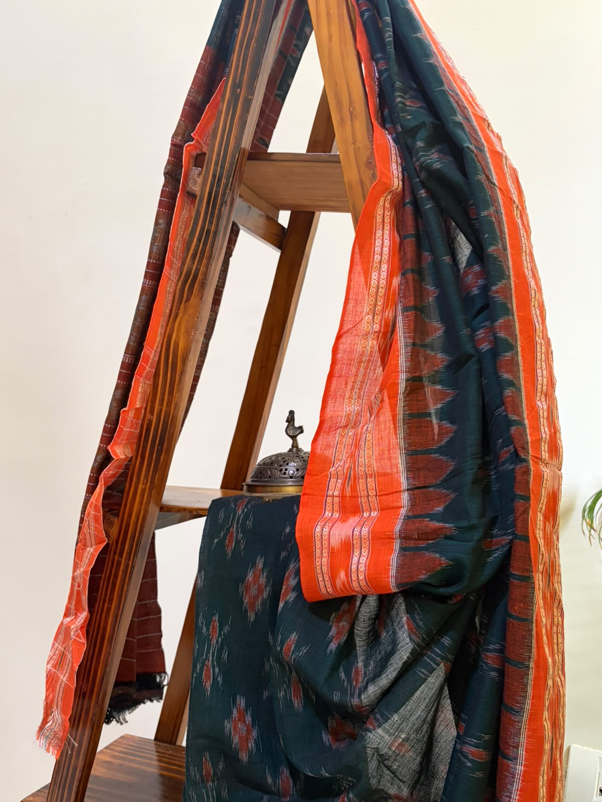 Sambhalpuri Multicolour Pure Cotton Handwoven Saree