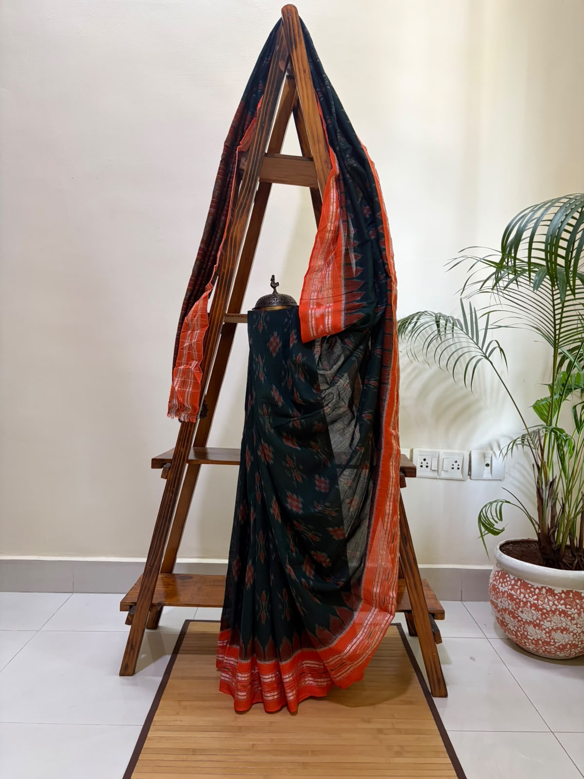 Sambhalpuri Multicolour Pure Cotton Handwoven Saree