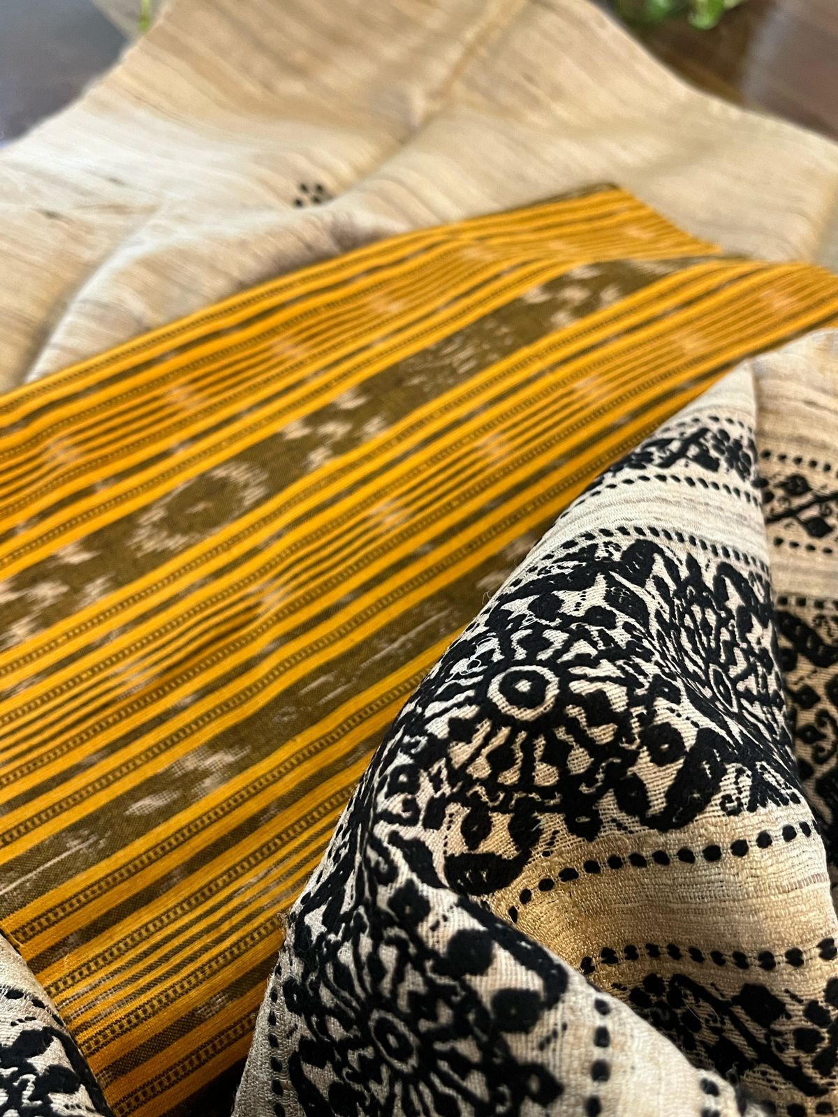 Sambhalpuri Handwoven  Kurta with Tussar Silk Handwoven Dupatta - Yellow