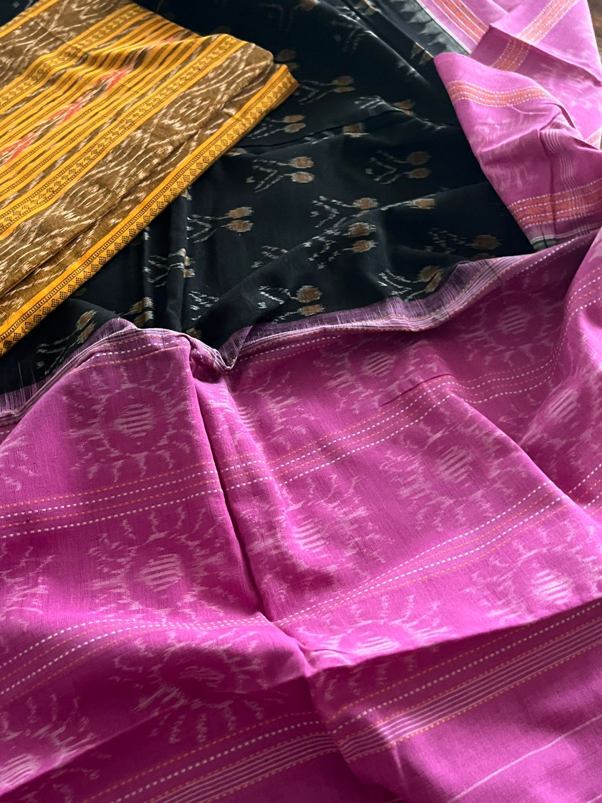 Cotton Handloom Sambhalpuri Dupatta with Sambhalpuri Kurta - Rose Marigold