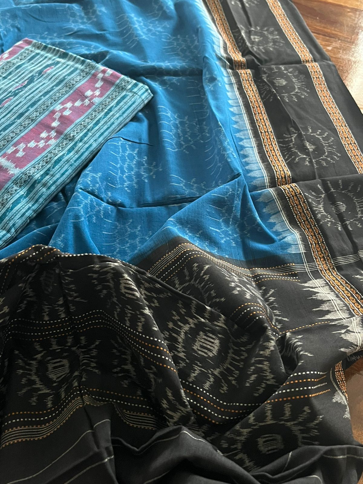 Cotton Handloom Sambhalpuri Dupatta with Sambhalpuri Kurta - Sky Blue