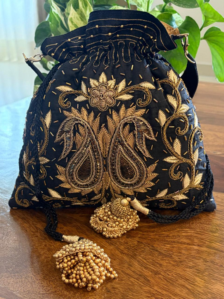 Image of Siyahi Black Paisley Zardozi and Kamdani Potli