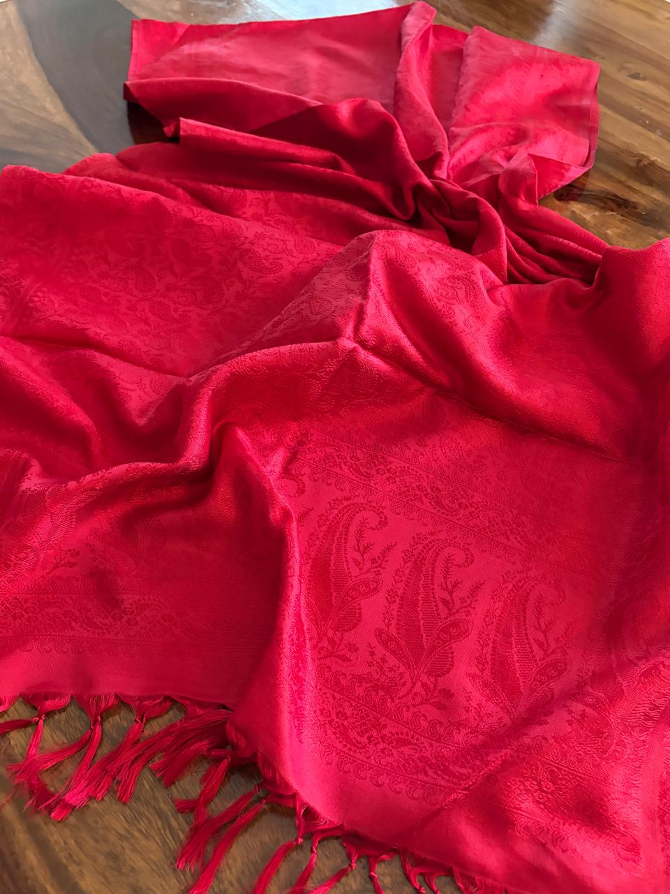 Soft Banarasi Pure Silk Festive Stole with Woven Motifs