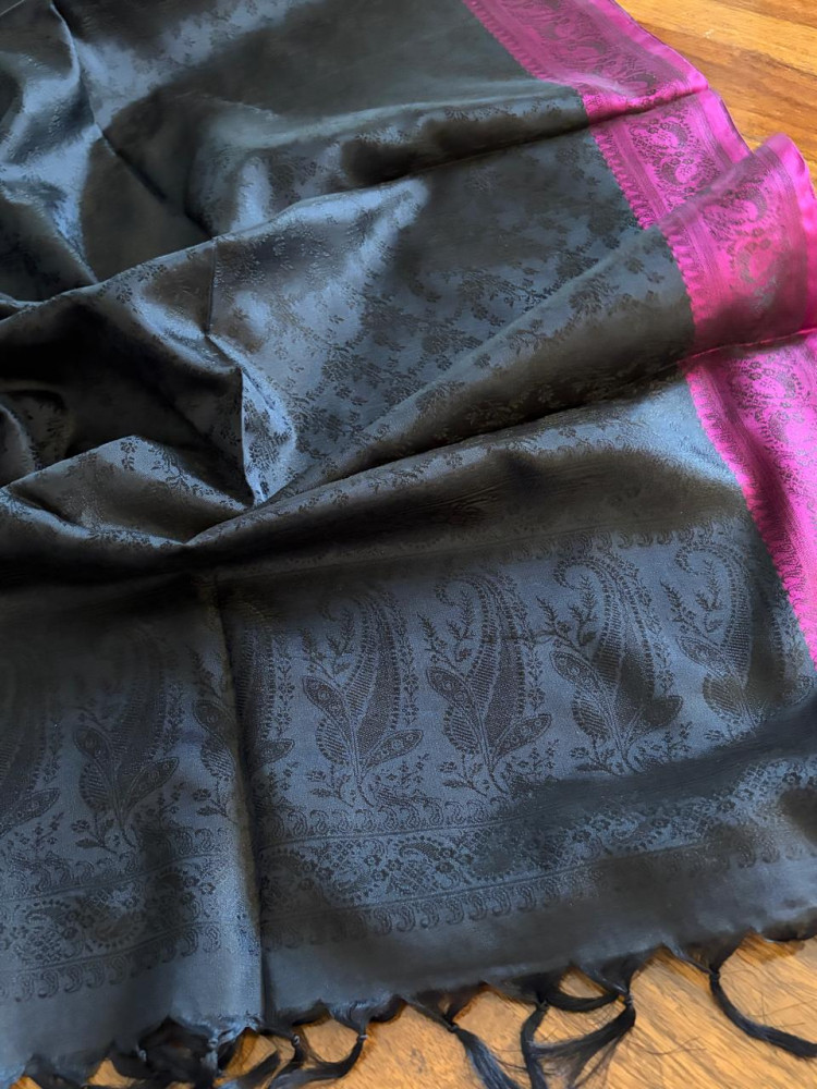 Image of Soft Banarasi Pure Silk Festive Stole with Woven Motifs