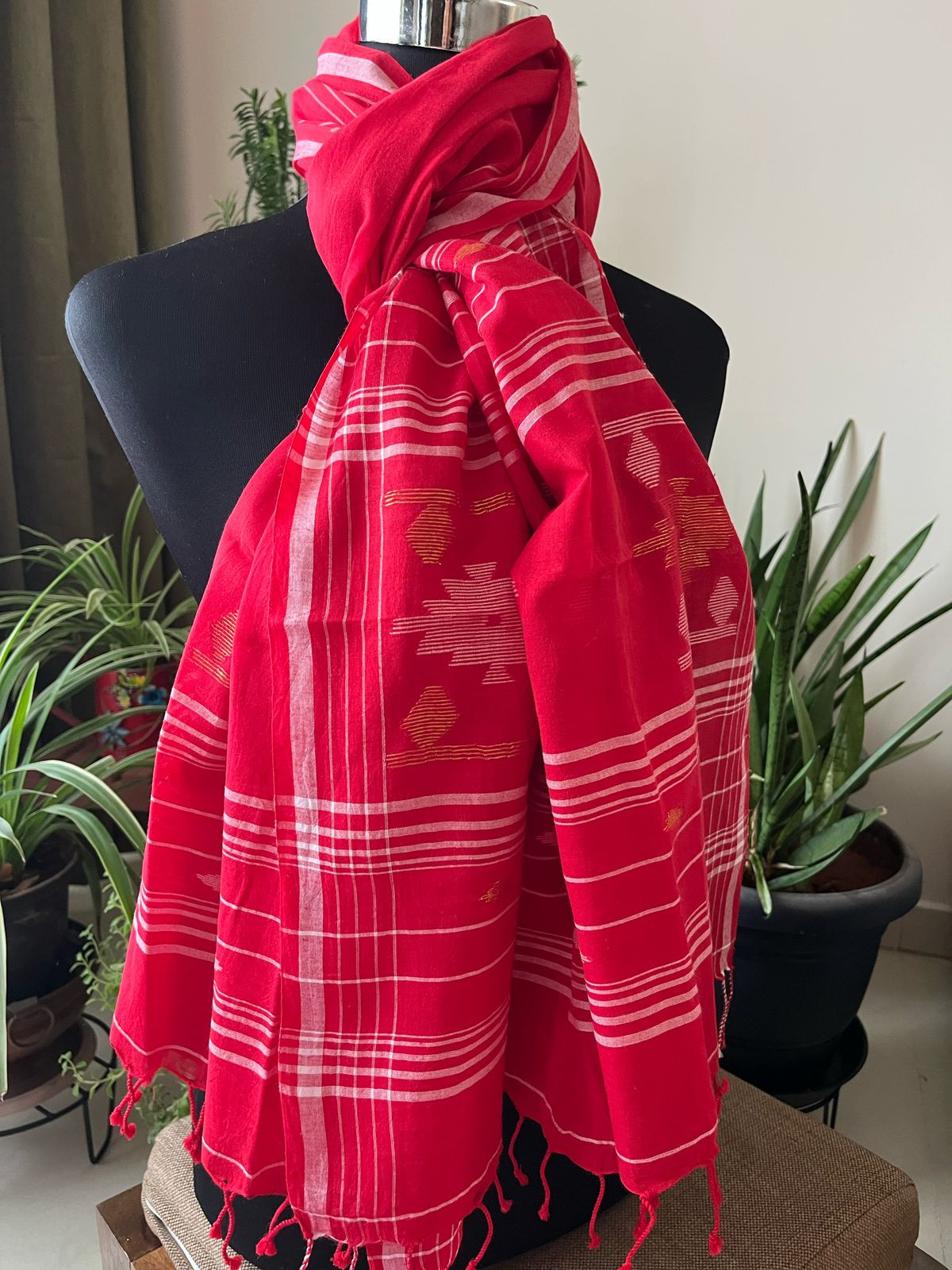 Soft Pure Cotton Jamdani Handloom Stole - Crimson Red