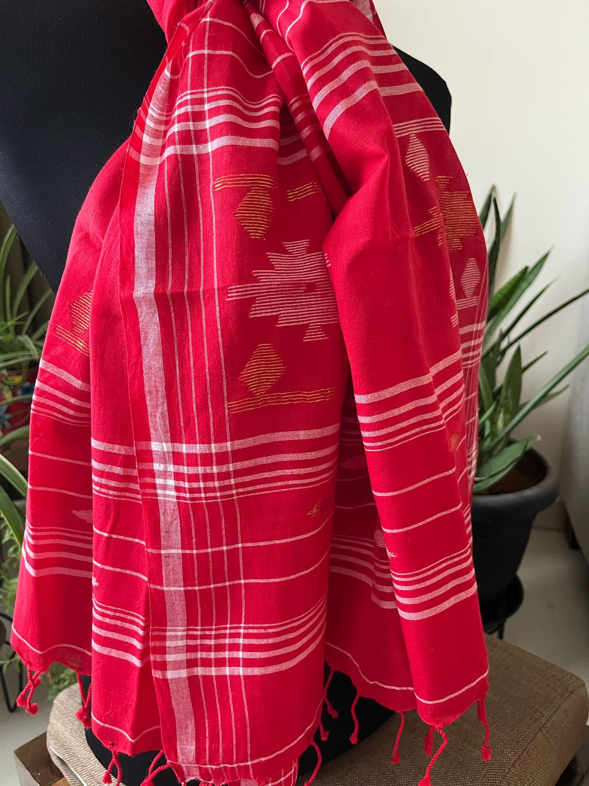 Soft Pure Cotton Jamdani Handloom Stole - Crimson Red