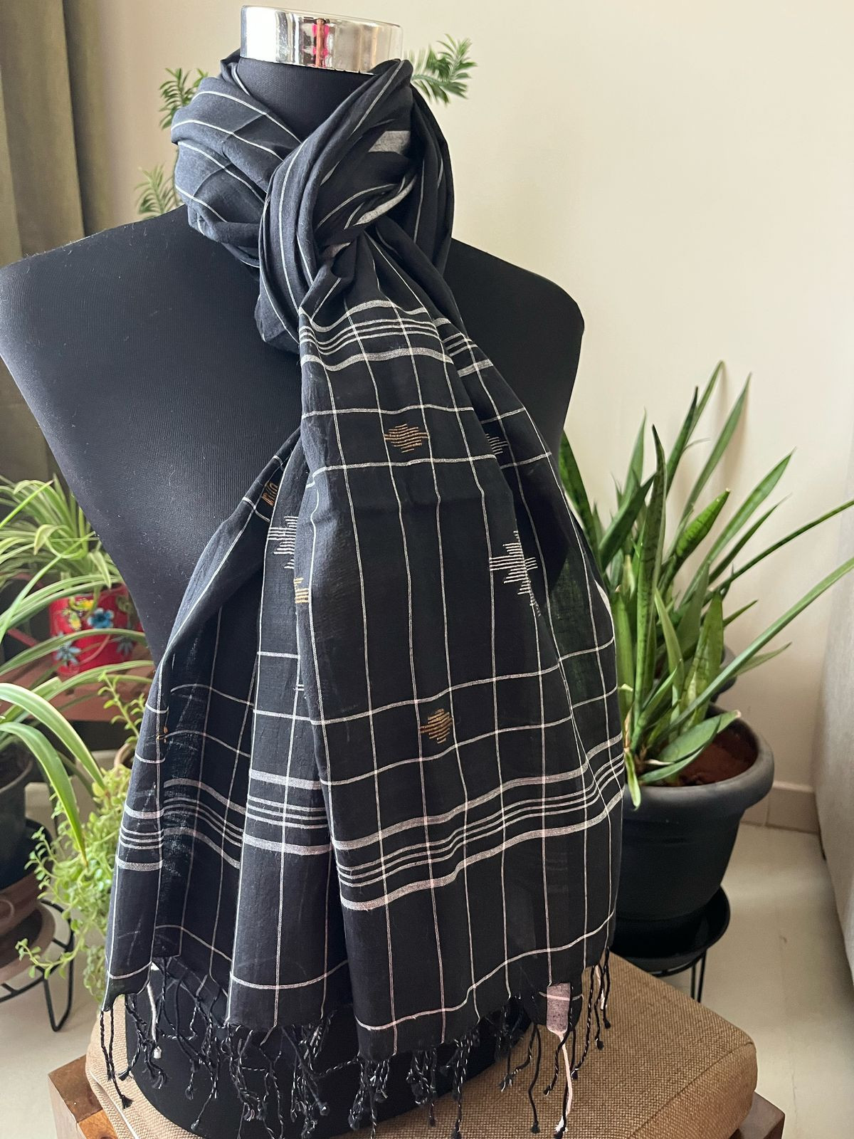 Soft Pure Cotton Jamdani Handloom Stole - Ebony Black