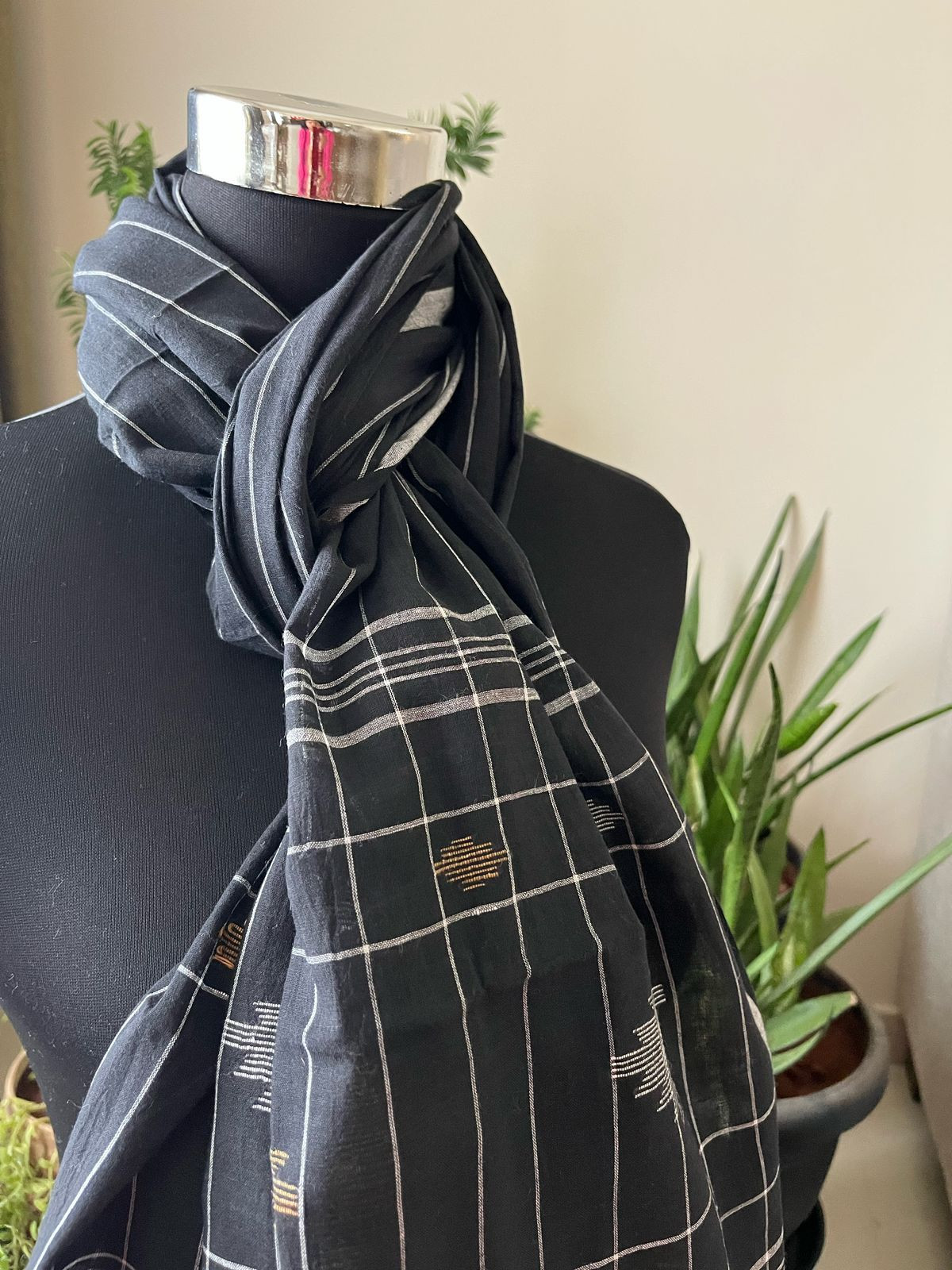 Soft Pure Cotton Jamdani Handloom Stole - Ebony Black