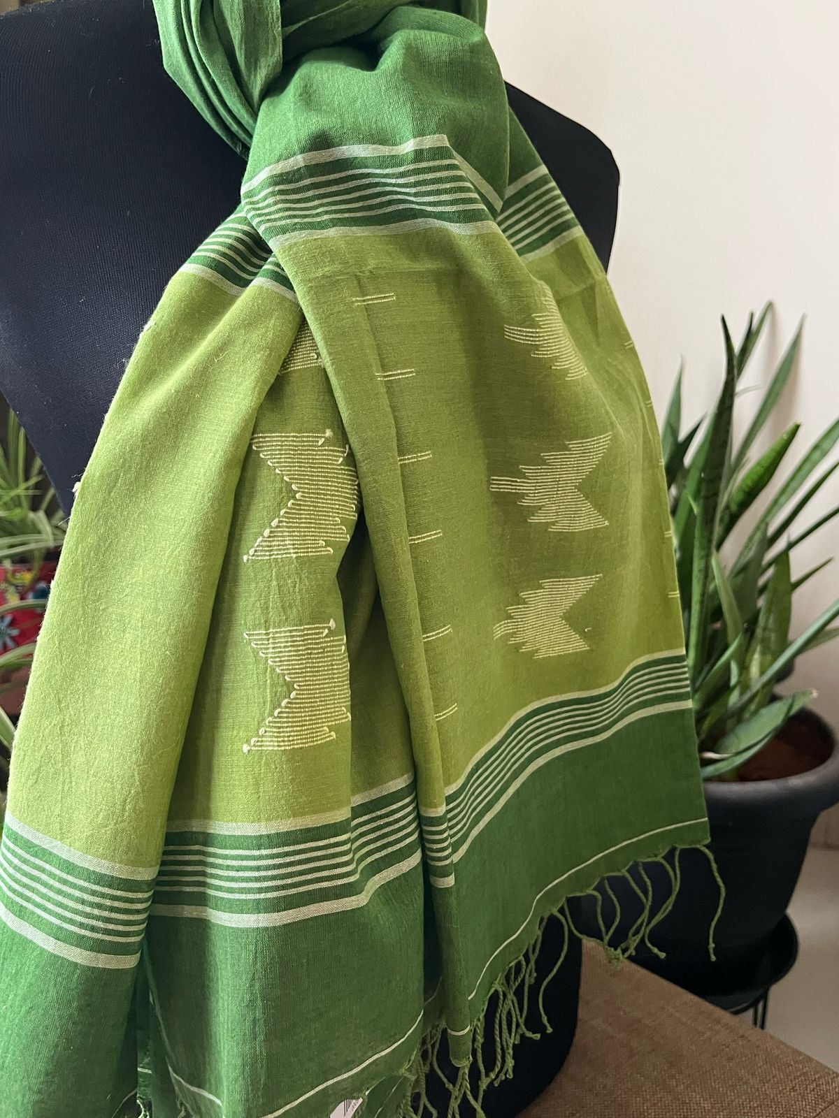 Soft Pure Cotton Jamdani Handloom Stole - Forest Green