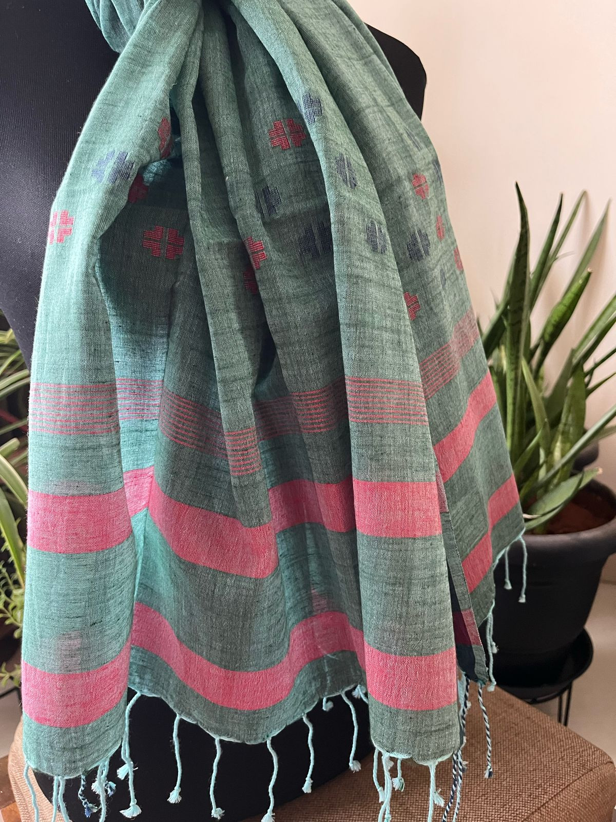 Soft Pure Cotton Jamdani Handloom Stole - Green