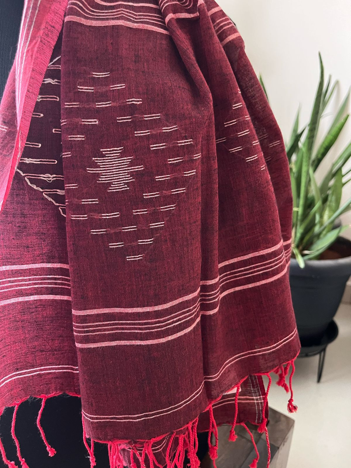 Soft Pure Cotton Jamdani Handloom Stole - Maroon