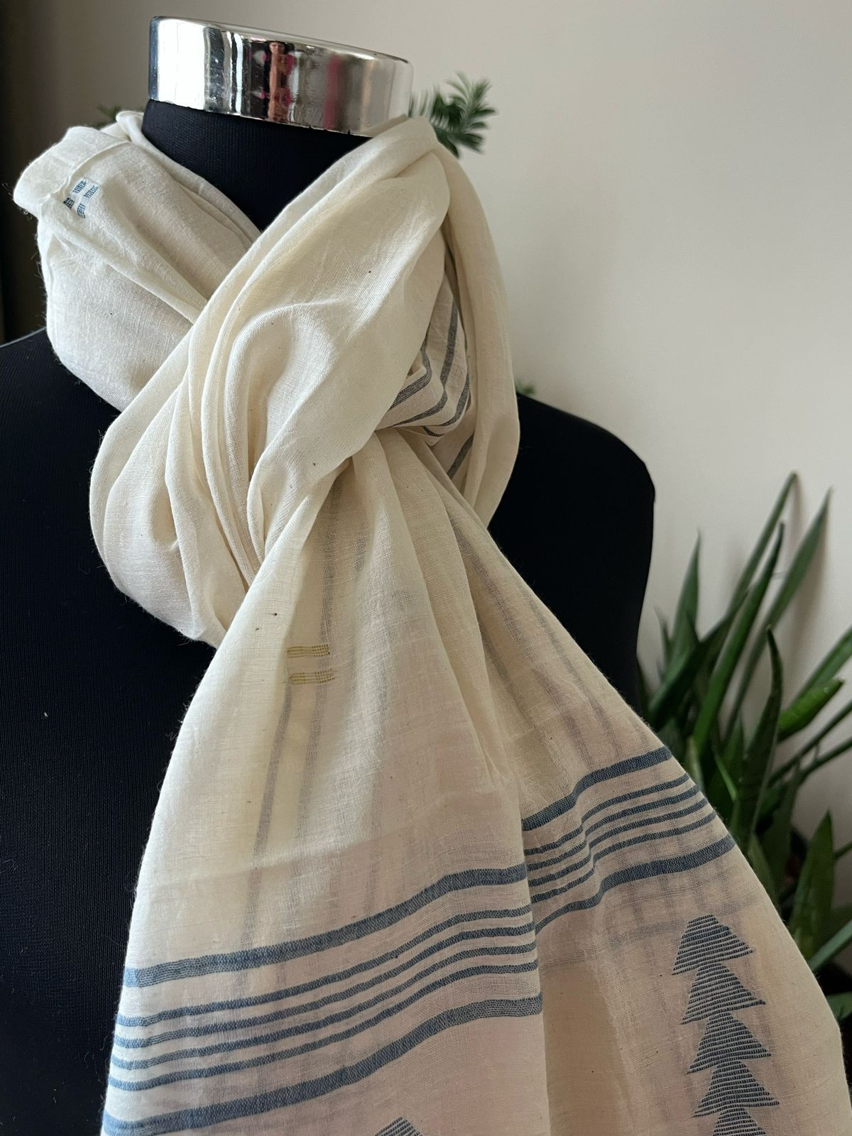 Soft Pure Cotton Jamdani Handloom Stole - White