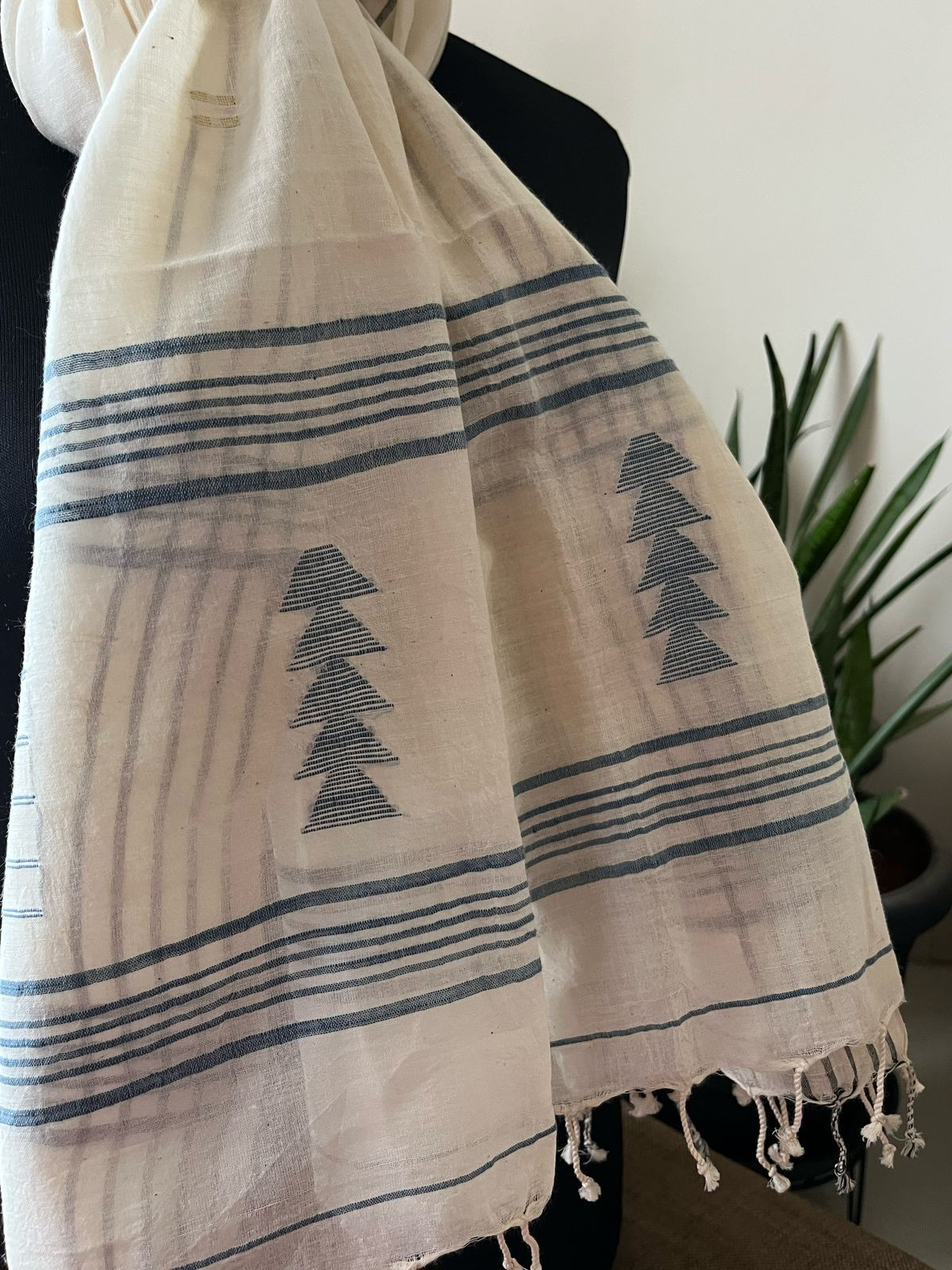 Soft Pure Cotton Jamdani Handloom Stole - White