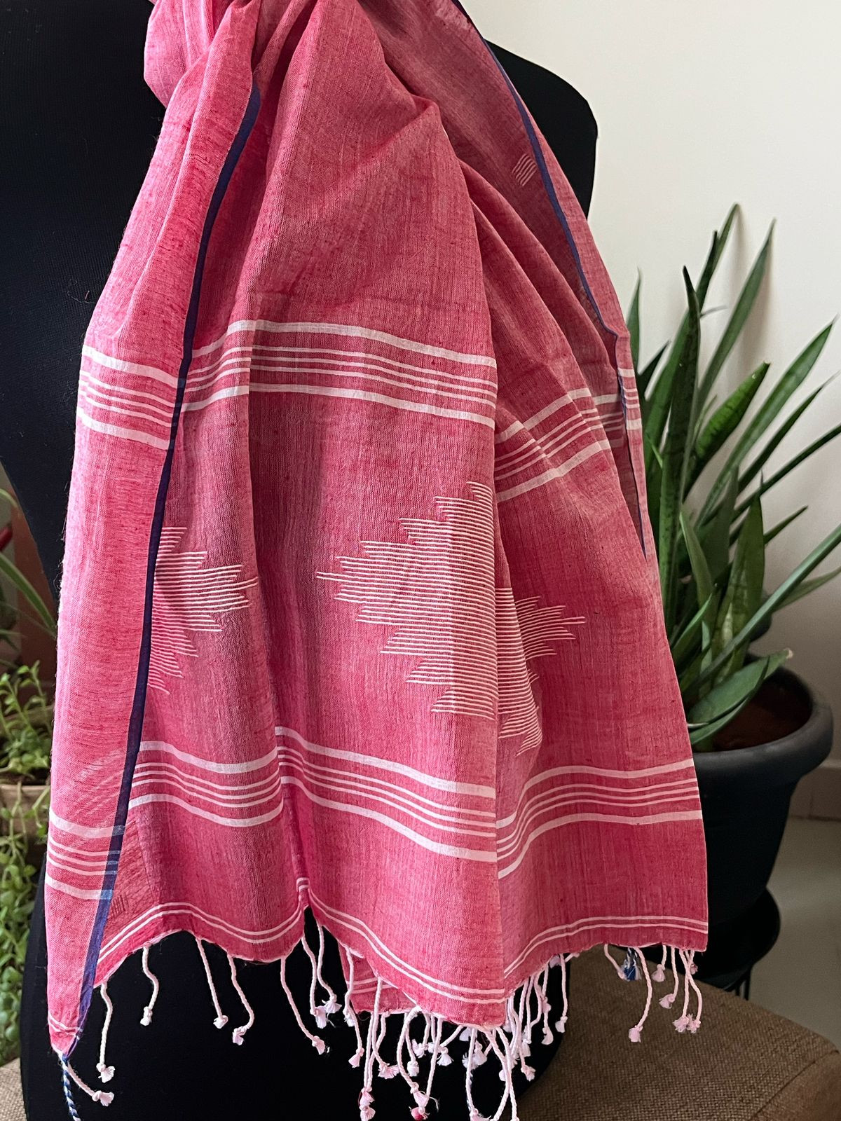 Soft Pure Cotton Jamdani Handloom Stole - Pink