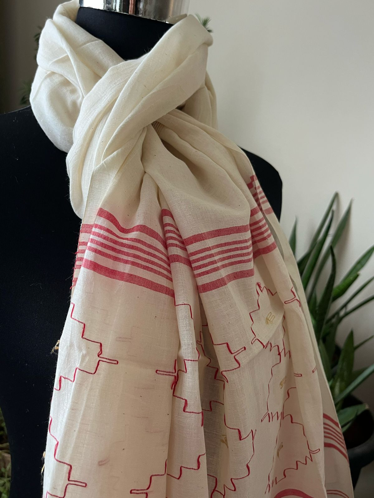 Soft Pure Cotton Jamdani Handloom Stole - White