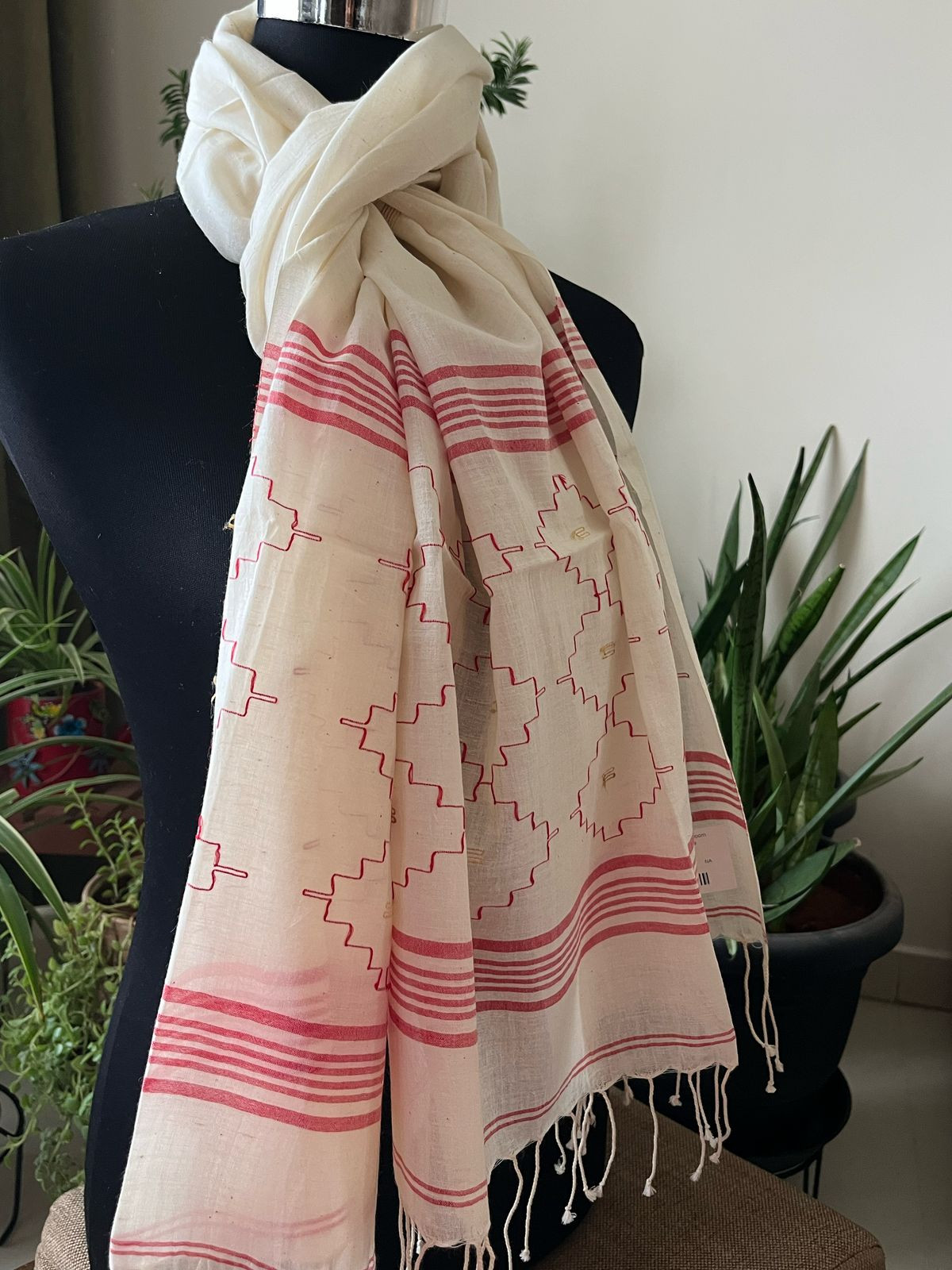 Soft Pure Cotton Jamdani Handloom Stole - White