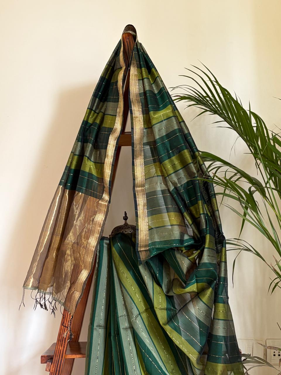 Prakriti Emerald Green Striped Handwoven Maheshwari Saree