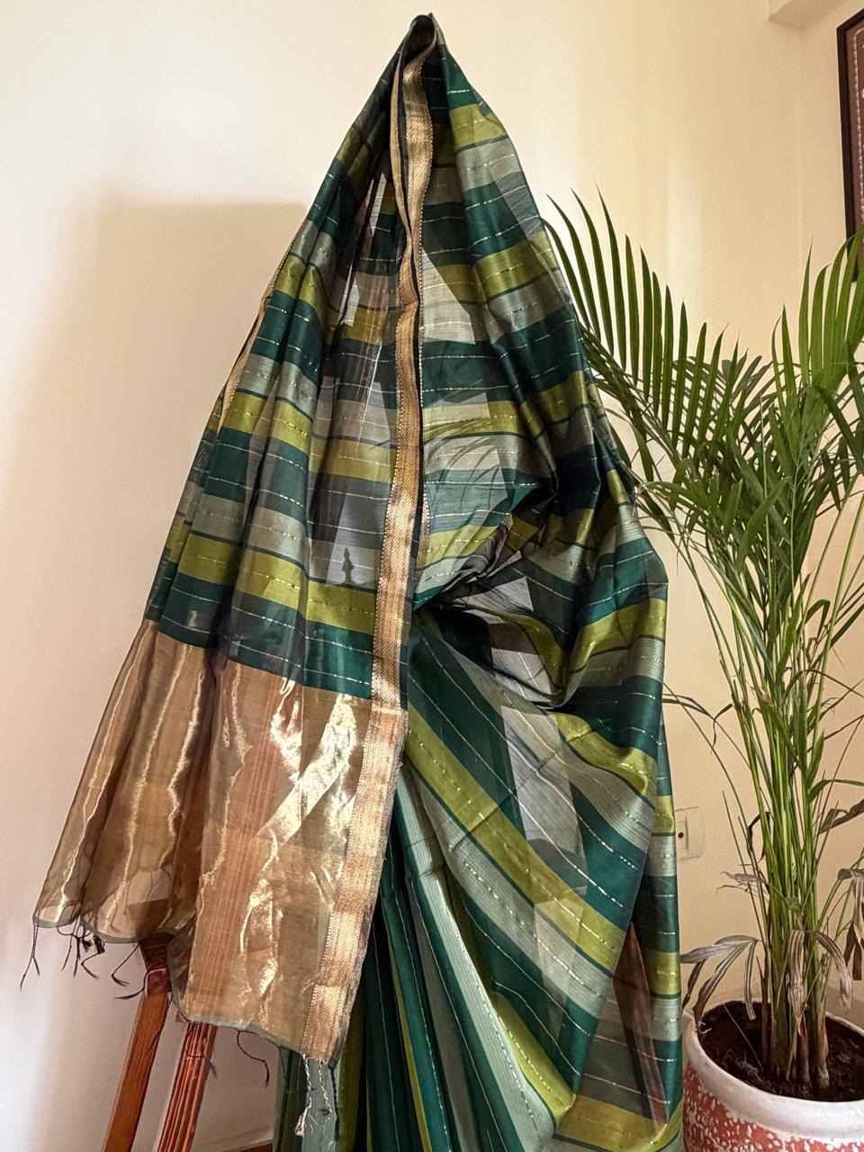 Prakriti Emerald Green Striped Handwoven Maheshwari Saree