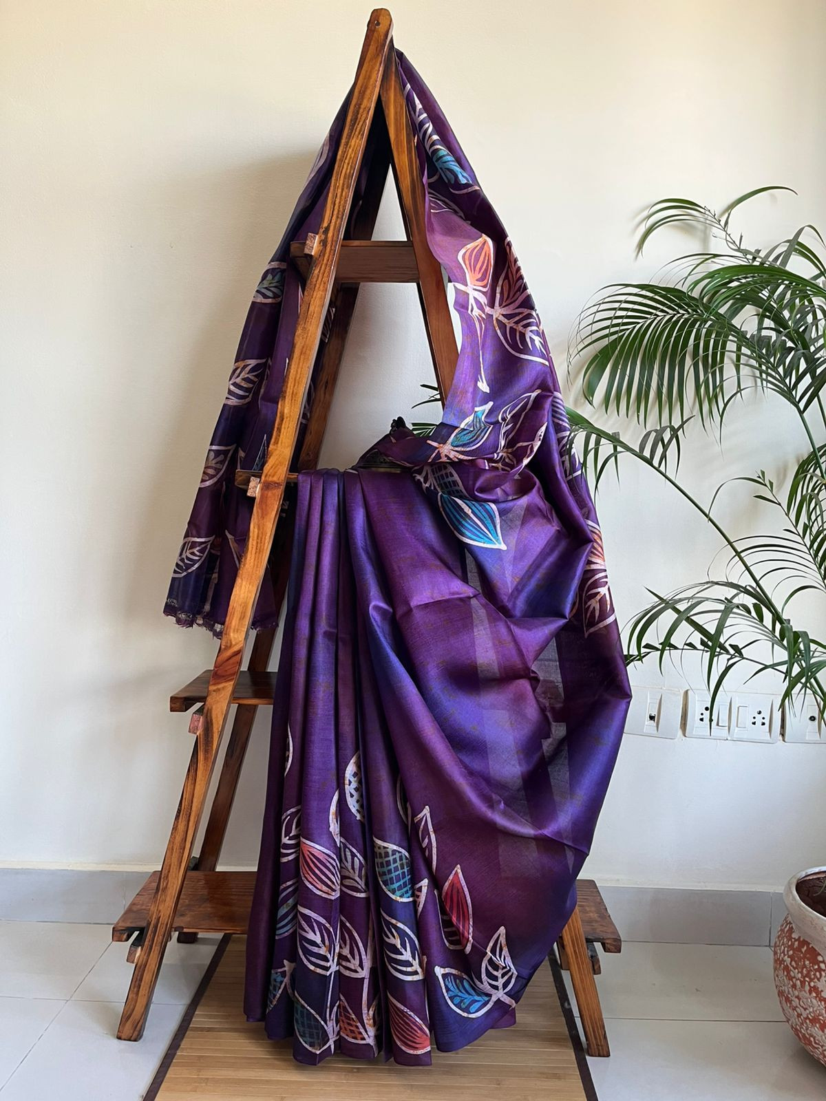 Very exclusive Pure Tussar Silk Saree with Wax Batik Handwork - Shades of Purple