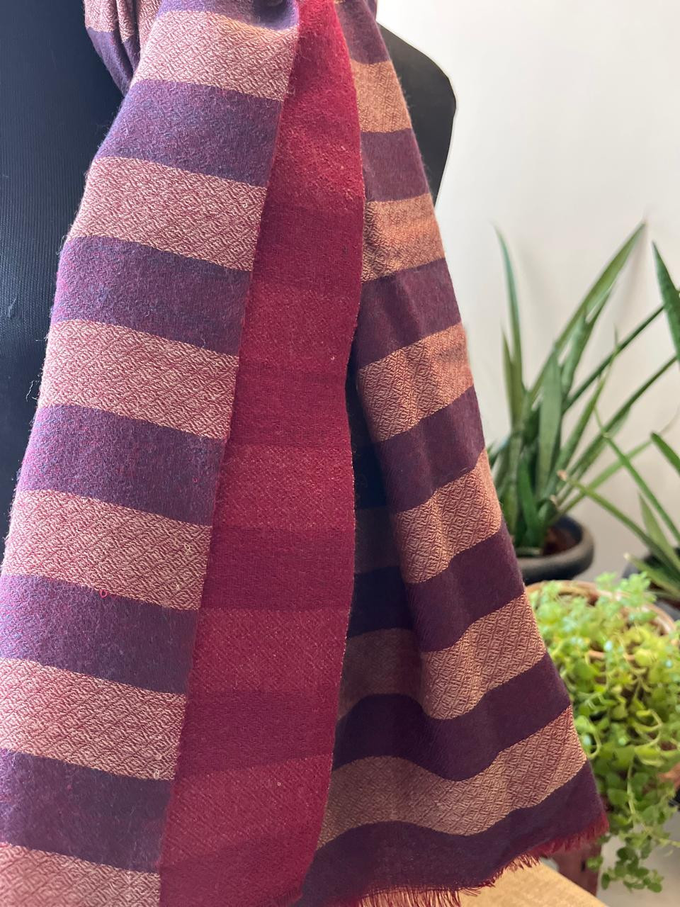 Very stylish Reversible Pure Wool Handwoven Stole - Mauve Mirage