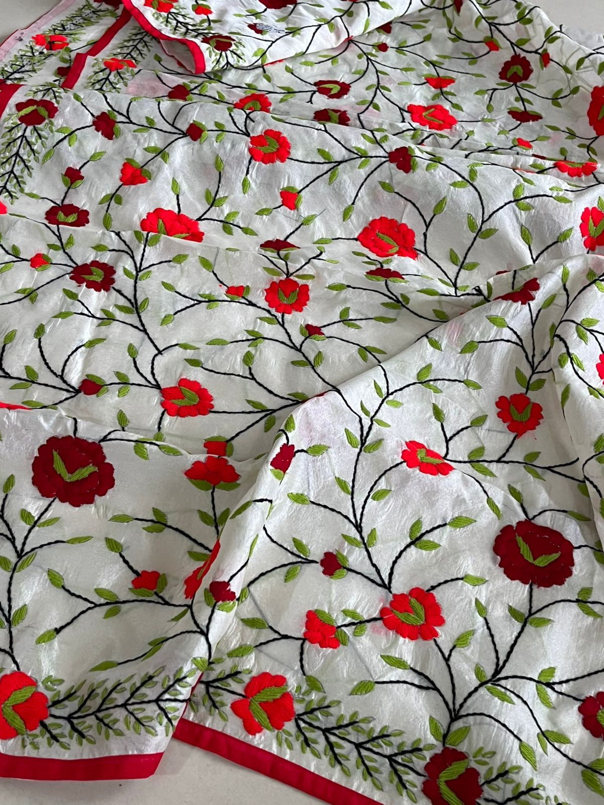 Vibrant Handmade Phulkari Embroidery Dupatta - Floral Symphony