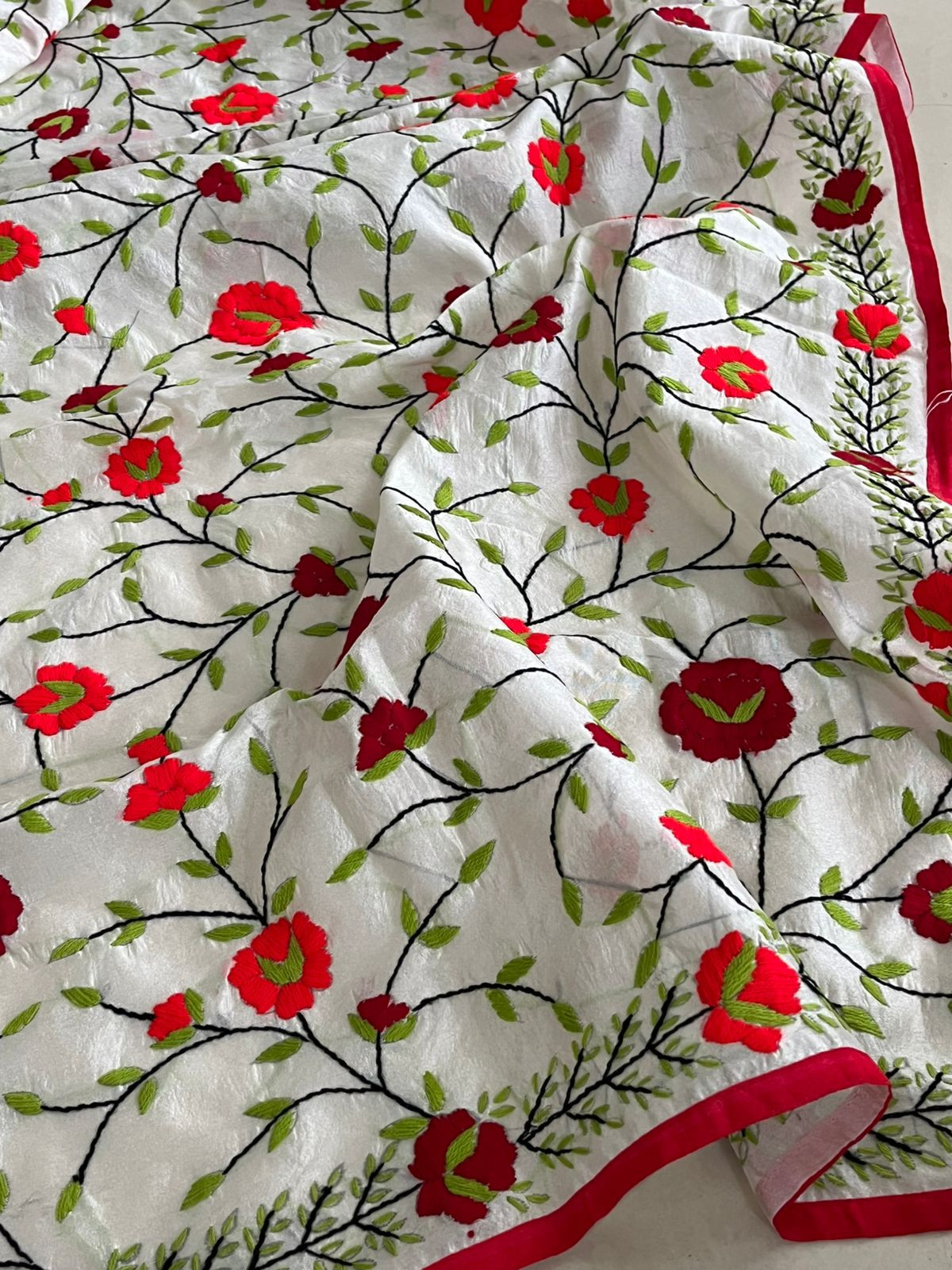 Vibrant Handmade Phulkari Embroidery Dupatta - Floral Symphony