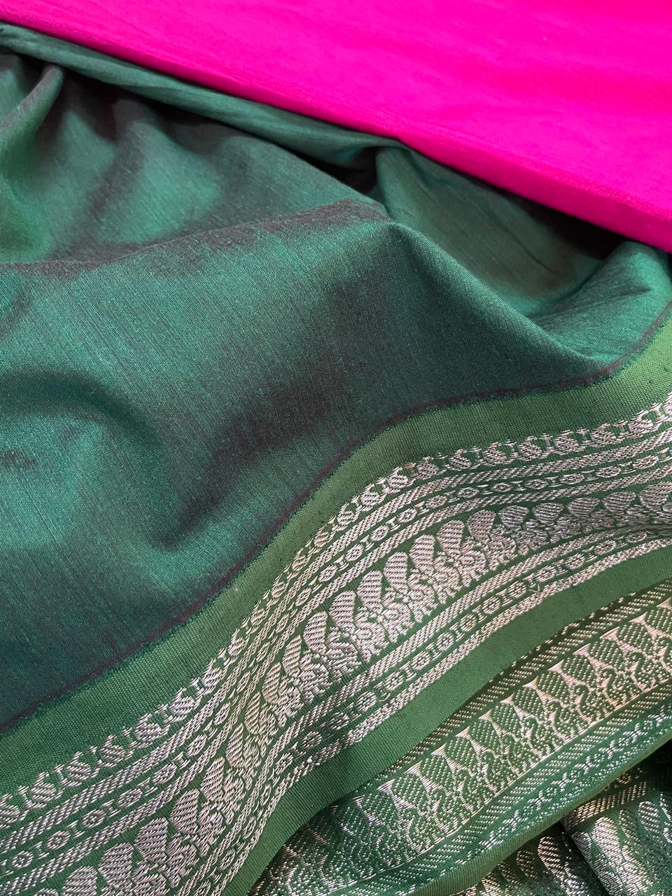 Vibrant handwoven Gadwal cotton Silk Saree - Pink with Green