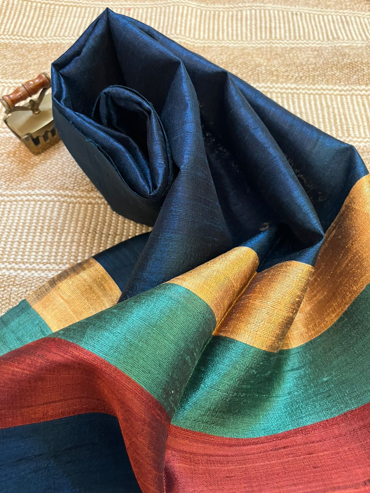 Vibrant pure Raw Silk Stole - Multicolour