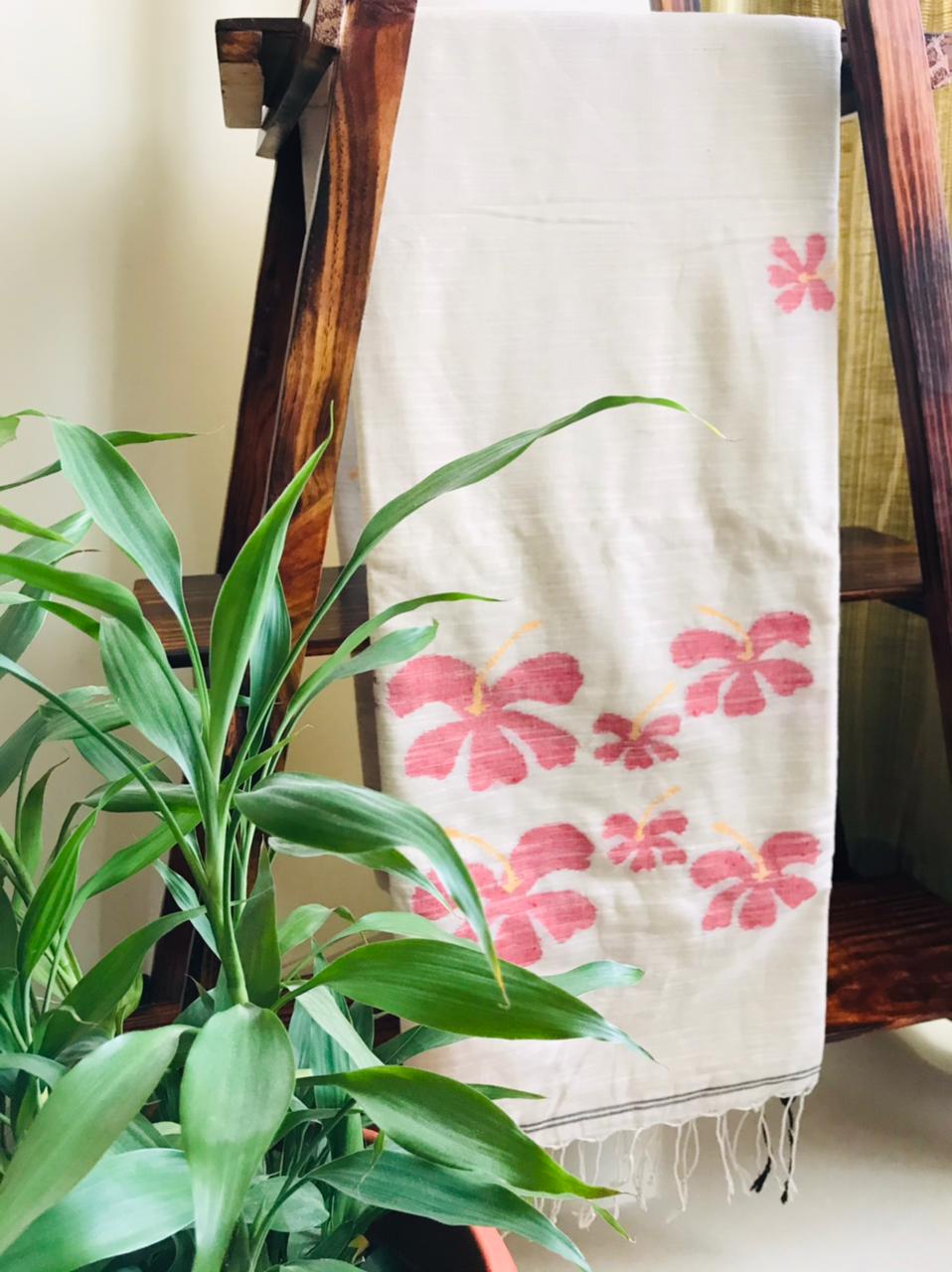 Pure cotton handwoven Bengal cotton saree - Off white