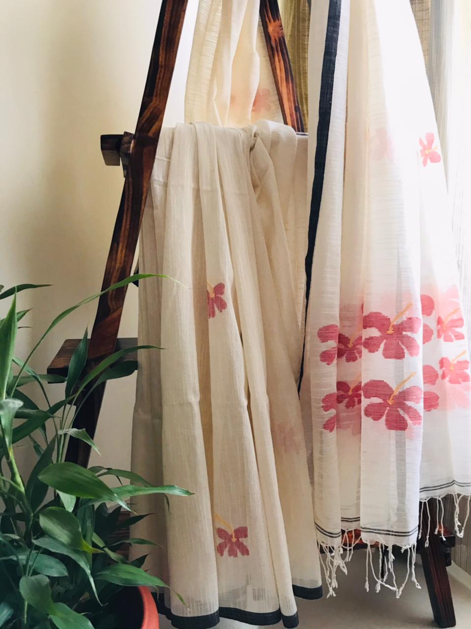 Pure cotton handwoven Bengal cotton saree - Off white