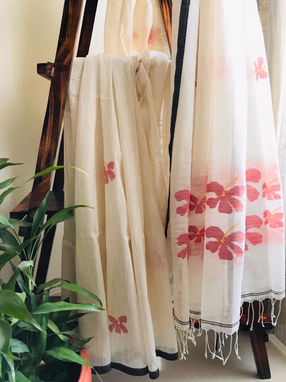 Pure cotton handwoven Bengal cotton saree - Off white